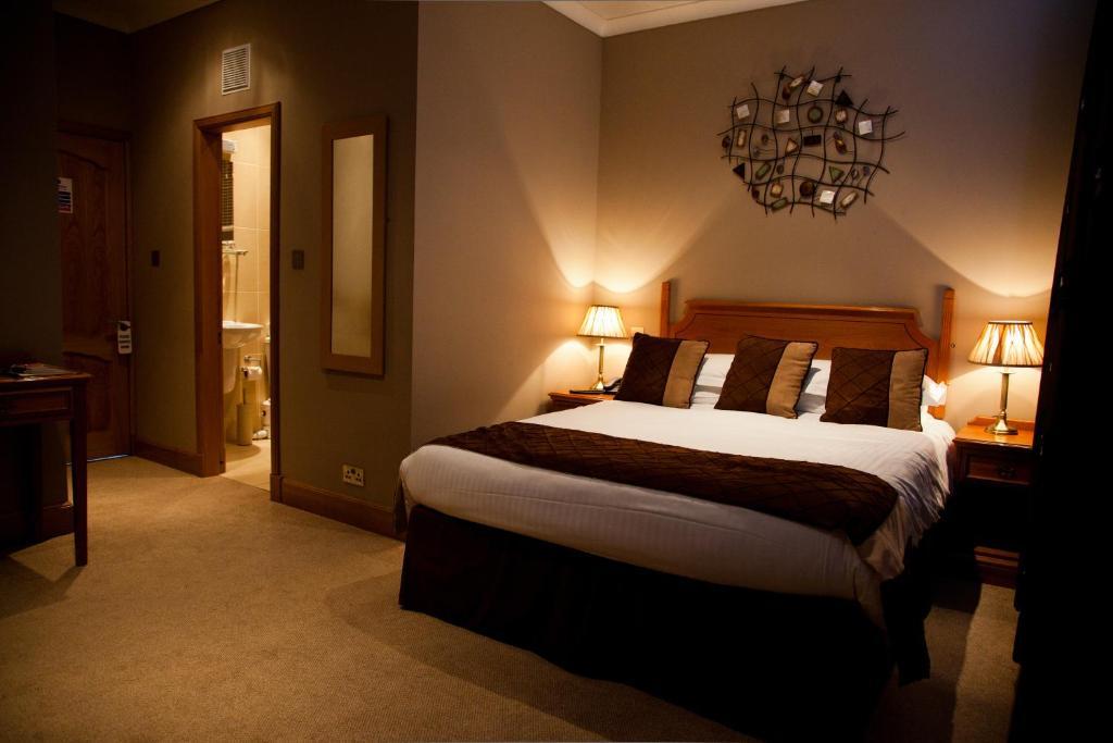 The City Hotel Dunfermline Rum bild