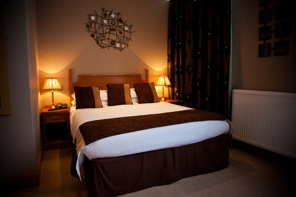 The City Hotel Dunfermline Exteriör bild