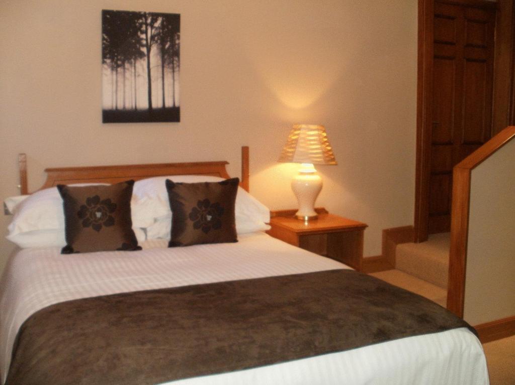 The City Hotel Dunfermline Rum bild